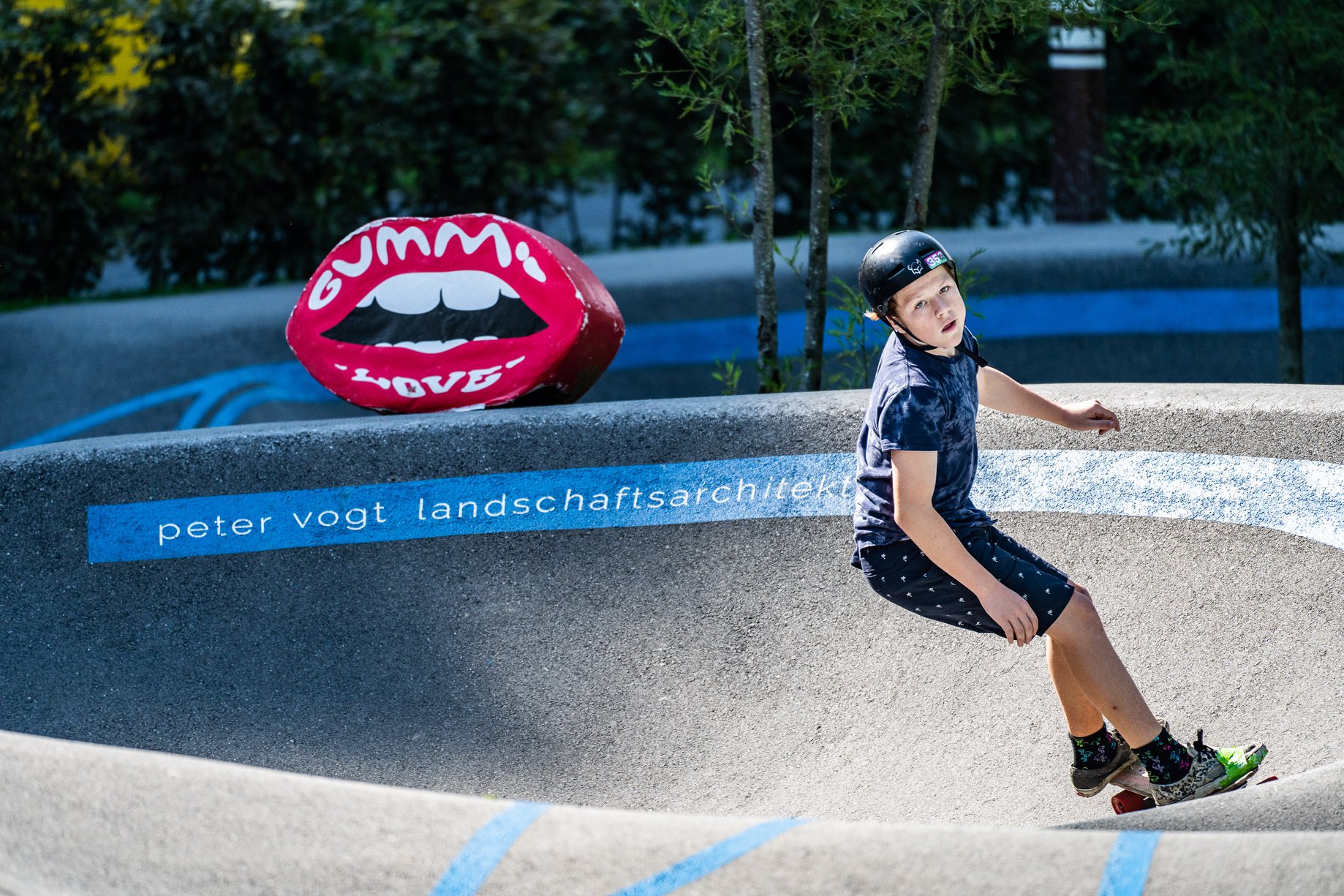 Laurin Furrer beim Skate-Training